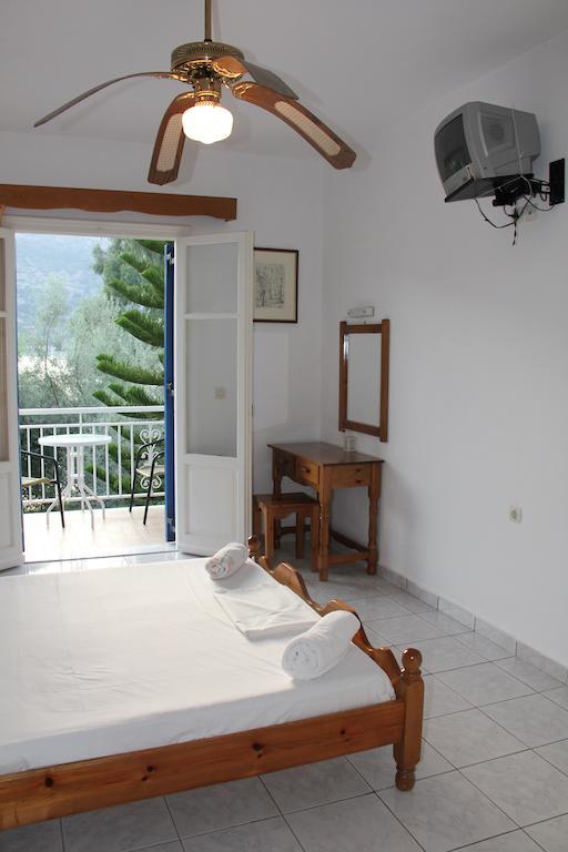Theodora Studios Geni  Экстерьер фото